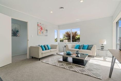Photo of property in 10 Imelda Road, Te Atatu Peninsula, Auckland, 0610