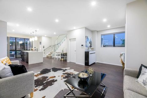 Photo of property in 15 Silvereye Road, Hobsonville, Auckland, 0616