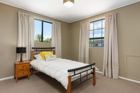 Photo of property in 1 Saunders Place, Te Puke, 3119
