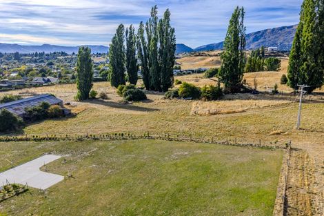 Photo of property in 5 Glenbrook Lane, Wanaka, 9305