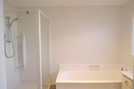Photo of property in 117a Seaview Road, Westown, New Plymouth, 4310