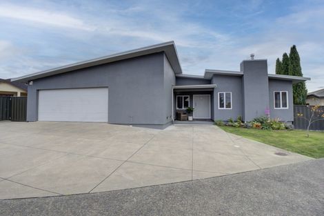 Photo of property in 6 Redwood Close, Havelock North, 4130