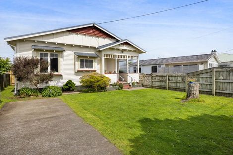 Photo of property in 10 Morrissey Street, Hawera, 4610