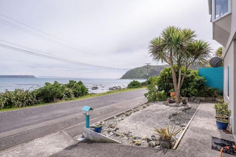 Photo of property in 79 Moana Road, Plimmerton, Porirua, 5026