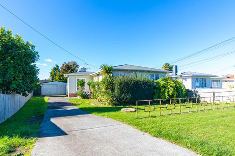 Photo of property in 124 Gloucester Road, Manurewa, Auckland, 2102