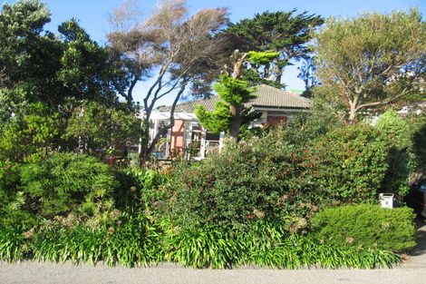 Photo of property in 5 Chesterton Street, Johnsonville, Wellington, 6037