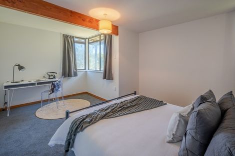 Photo of property in 19 Settlers Hill, Akaroa, 7520