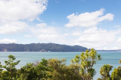 Photo of property in 13 Spinnaker Drive, Te Atatu Peninsula, Auckland, 0610