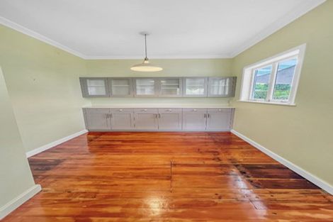 Photo of property in 1/44 Old Lake Road, Narrow Neck, Auckland, 0624