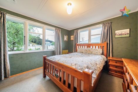 Photo of property in 5 Kowhai Street, Wainuiomata, Lower Hutt, 5014