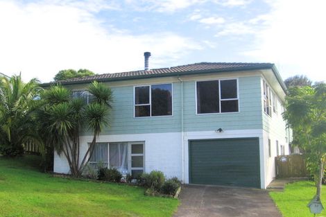 Photo of property in 32 Keegan Drive, Massey, Auckland, 0614