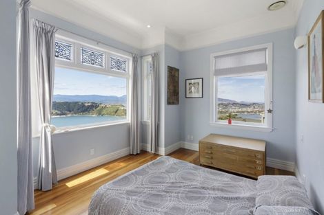 Photo of property in 10 Lookout Road, Roseneath, Wellington, 6011