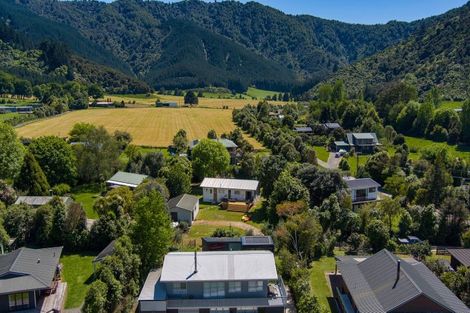 Photo of property in 5a Lady Cobham Grove, Anakiwa, Linkwater, 7281