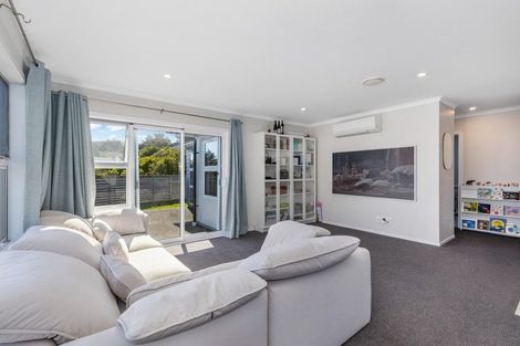 Photo of property in 169 Waipounamu Drive, Kelson, Lower Hutt, 5010