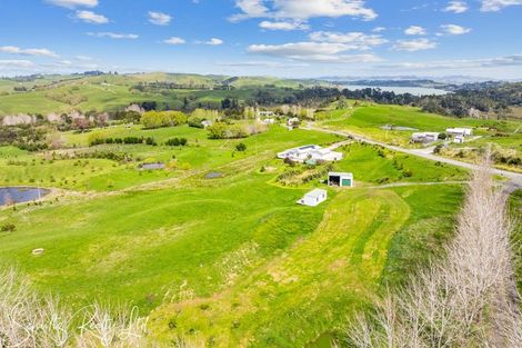 Photo of property in 70 Te Pahi River Drive, Paparoa, 0583