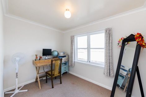 Photo of property in 5 Sheffield Street, Awapuni, Palmerston North, 4412