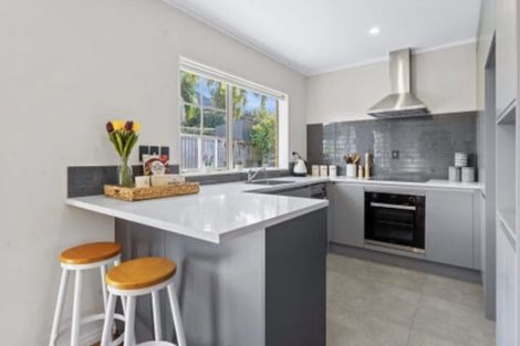 Photo of property in 53 Stratford Road, Manurewa, Auckland, 2105
