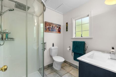 Photo of property in 1032 Scenic Drive North, Swanson, Auckland, 0816