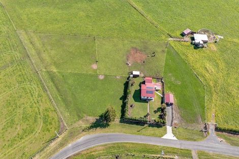 Photo of property in 39 Auroa Road, Otakeho, Hawera, 4678