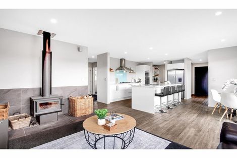 Photo of property in 10 Rhyolite Court, Rolleston, 7614