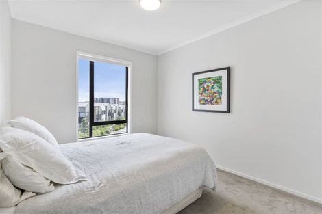 Photo of property in 2/48 Nugget Avenue, Hobsonville, Auckland, 0616