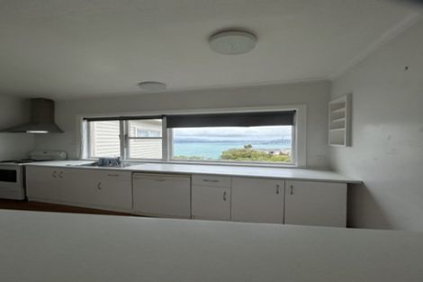 Photo of property in 11 Waru Street, Khandallah, Wellington, 6035