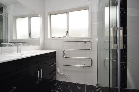 Photo of property in 3/51 Landscape Road, Papatoetoe, Auckland, 2025