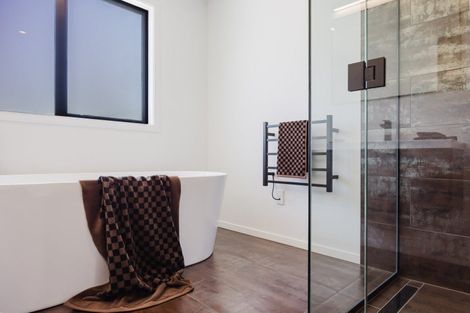 Photo of property in 4 Cemetery Road, Waipawa, 4273