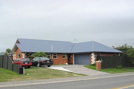 Photo of property in 72 Lowes Road, Rolleston, 7614