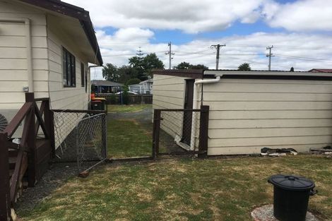 Photo of property in 180 Old Wairoa Road, Papakura, 2110