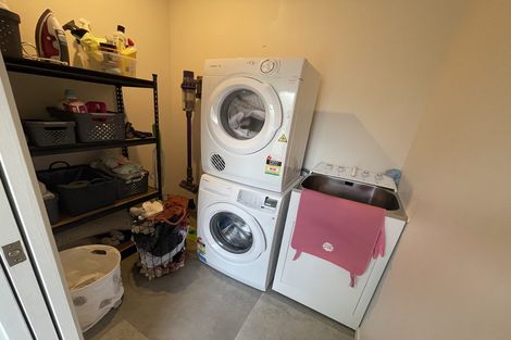 Photo of property in 16 Puriri Road, Pukekohe, 2120