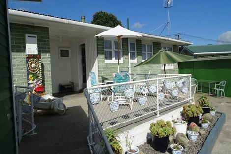 Photo of property in 18 Matai Street, Levin, 5510