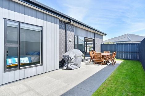 Photo of property in 12 Ardnave Lane, Broomfield, Christchurch, 8042