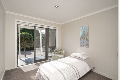 Photo of property in 15 Lascelles Street, Saint Martins, Christchurch, 8022