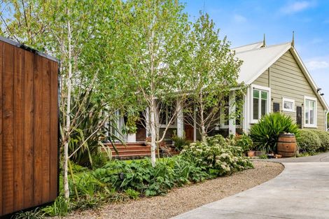 Photo of property in 409 Alexandra Street, Hastings, 4122