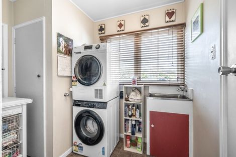 Photo of property in 30 Cruickshank Crescent, Rosedale, Invercargill, 9810