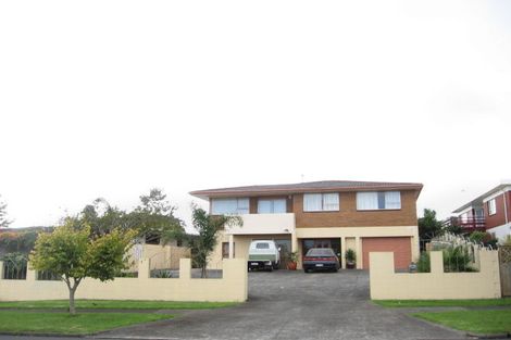 Photo of property in 82 Gossamer Drive, Pakuranga Heights, Auckland, 2010