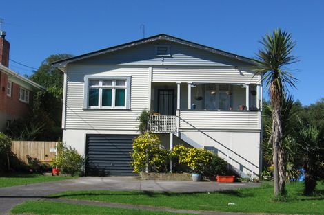 Photo of property in 41 Brandon Road, Glen Eden, Auckland, 0602