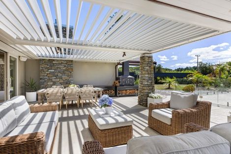 Photo of property in 8a Jelas Drive, Riverhead, Kumeu, 0892