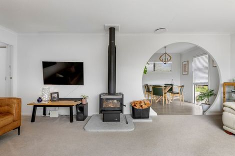 Photo of property in 93 Hyde Avenue, Richmond Heights, Taupo, 3330