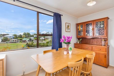 Photo of property in 46 Keegan Drive, Massey, Auckland, 0614