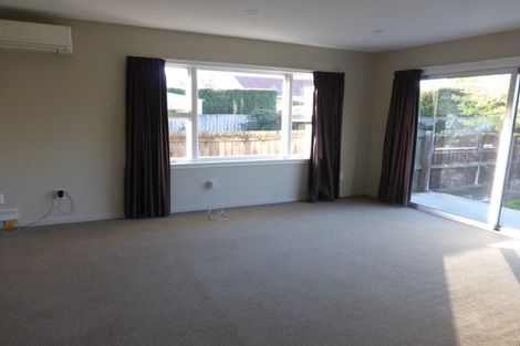 Photo of property in 4 Croziers Road, St Albans, Christchurch, 8052