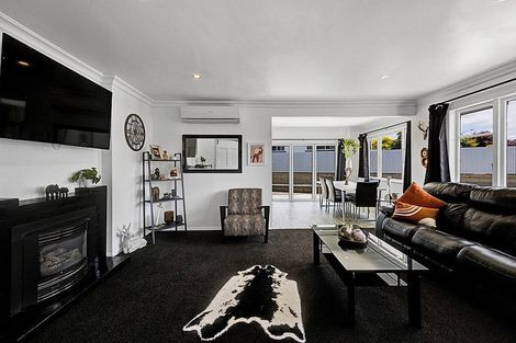 Photo of property in 45 Oberon Street, Stratford, 4332