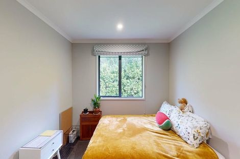 Photo of property in 31 Mooring Close, Whitby, Porirua, 5024