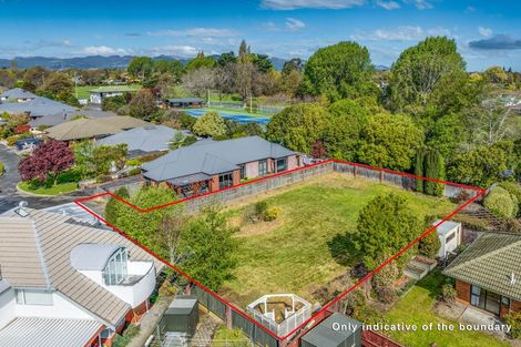 Photo of property in 10 Thoresby Mews, Avonhead, Christchurch, 8042