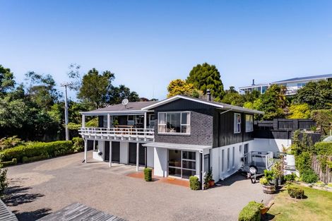 Photo of property in 31 Whakapaki Street, Urenui, 4375