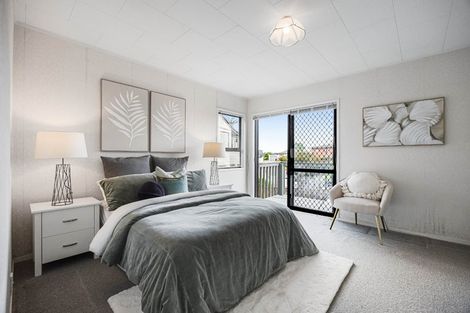 Photo of property in 12 Clearview Heights, Ranui, Auckland, 0612