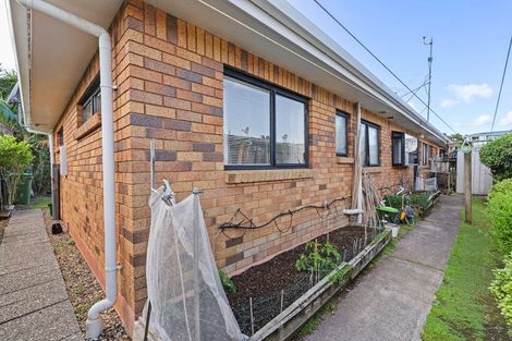 Photo of property in 14b Weiti Road, Orewa, 0931