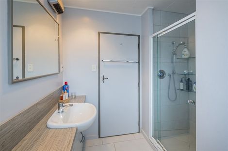 Photo of property in 2 Halsey Street, Levin, 5510