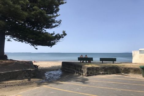 Photo of property in Seaview Apartments, 8/64 Milford Road, Milford, Auckland, 0620